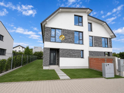 Vila 4 camere + Mansarda Mare - Otopeni Odaile - toate utilitatile!