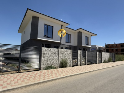 Vila triplex in Bragadiru, 3 camere, 180mp teren,