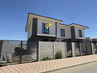 Vila triplex in Bragadiru, 3 camere, 140mp teren,