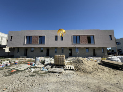 Casa P+1 - 3 camere - Otopeni - Aproape de Metrou