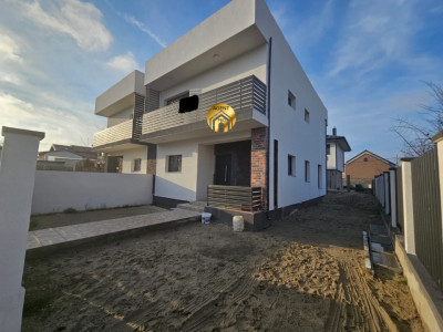 Casa 5 camere + Terasa pe acoperis - 225mp teren - Otopeni Odaile