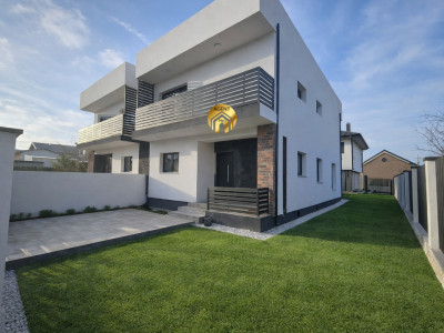Casa 5 camere + Terasa pe acoperis - 225mp teren - Otopeni Odaile