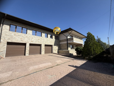  ✨ Oportunitate de investiție – Vilă cu 2.000 mp teren, piscină și 800 mp utili 