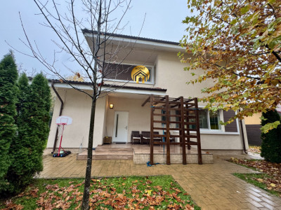 Vila 5 Camere - 500mp teren - Mobilata si Utilata Premium - Otopeni Central