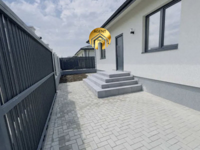 Vila Individuala Parter + Pod - 4 camere - 340mp teren - Otopeni