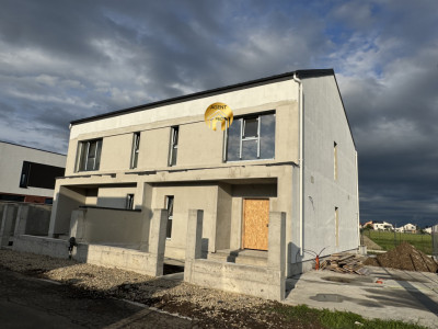 Casa P+1+M 5 camere - 253mp Teren - str Ciprian Porumbescu