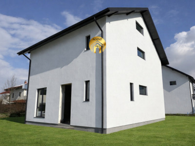 Casă Individuală P+1+M | 165 mp utili | Teren 240 mp - Otopeni Odaile