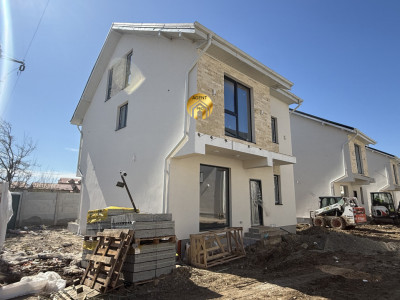 Casă individuală de vânzare în zona Dantelei – locație excelentă