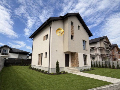 Casă individuală de vânzare – zonă excelentă, lângă noul parc din Ghigideni