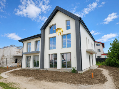 Vila 4 camere P+1+M - Complex Nou - Aproape de DN1