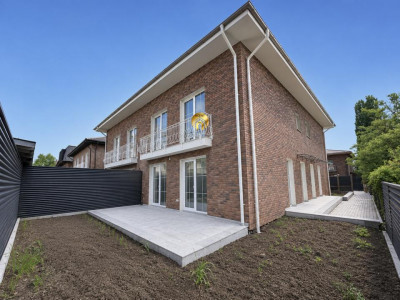 Casa P+1+M 4 camere - Complex Rezidential Nou - Acces rapid la DN1