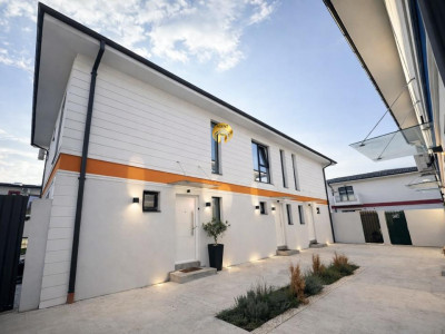 Casa de Mijloc in Triplex - 3 camere - Mobilata Utillata - Disponibila Imediat!